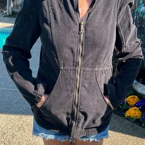 XCVI Blackcorduroy Interesting Back Scalloped with Side Cross Cross Detailing L!